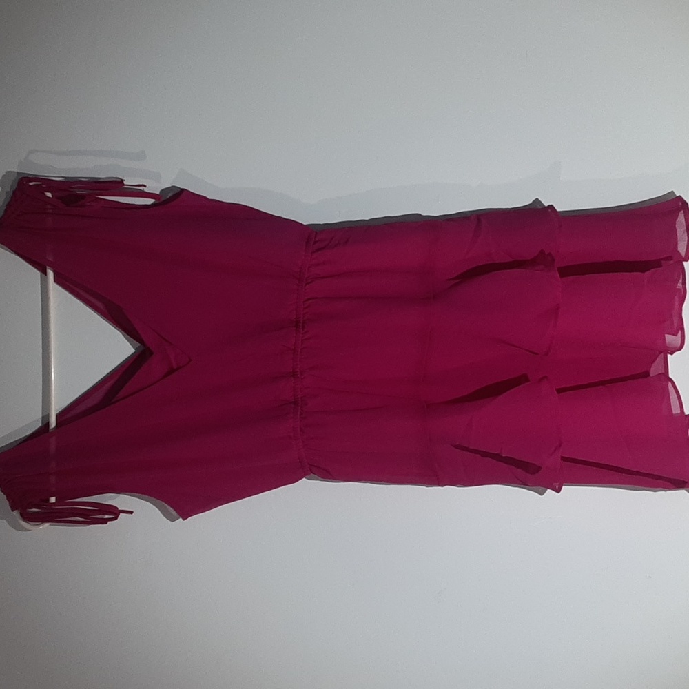 Sam Edelman V-Neck Tiered A Line, Magenta, Sleeveless dress. NWT. Size 2